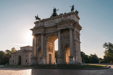 arco della pace at sunrise, milan ,italy