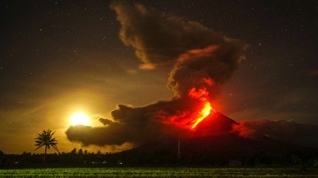 ashes from the phreatomagmatic interactions