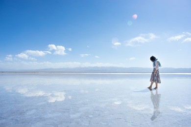 lake chaka in qinghai province
