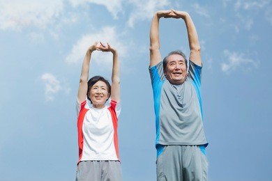 old man of japanese to the gymnastics