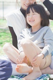 japanese families came to picnic