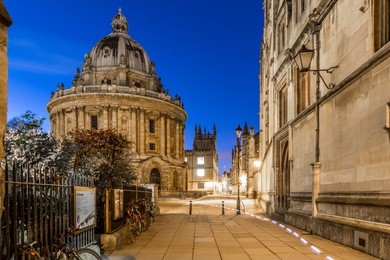radcliff camera in oxford in starry spring night, united kingdom