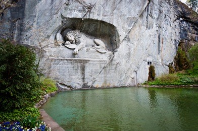 dying lion monument (lion of lucere) landmark of lucerne, switzerland