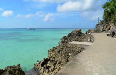 philippines, boracay, white beach, road from the white beach to diniwid beach