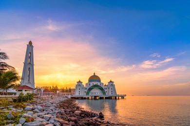 malacca straits mosque ( masjid selat melaka), it is a mosque located on the man-made malacca island near malacca town, malaysia