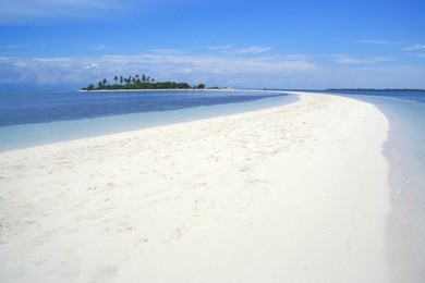 curved beach of pontod virgin island located in panglao island, bohol, the philippines