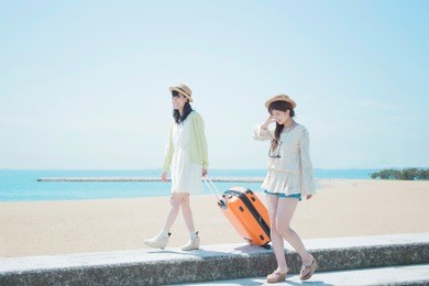 girls of japanese to travel