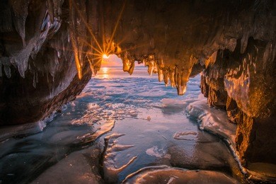 russia. lake baikal is the cleanest and deepest lake in the world. baikal is famous for its cleanest fresh water, and therefore is known as the largest freshwater lake in the world.