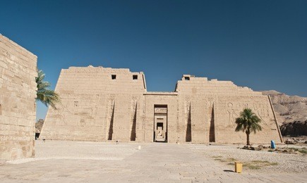medinat habu. luxor, egypt