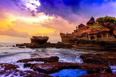 tanah lot water temple in bali. indonesia nature landscape. famous bali landmark