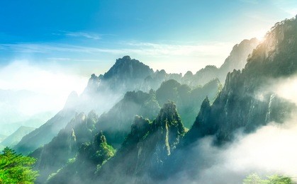 the beautiful natural scenery of mount huangshan