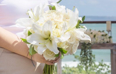 bride holding beautiful wedding bouquet close up
