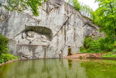 the crying lion monument or the lion of lucerne, is a rock relief in lucerne, switzerland.