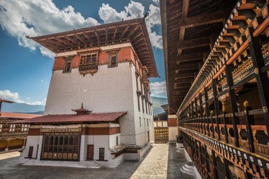 dzong in paro bhutan