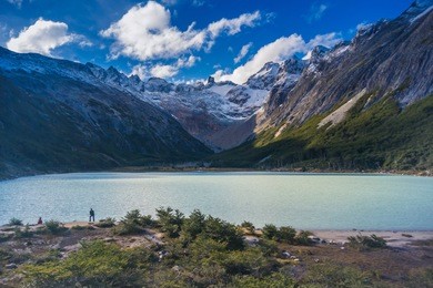 laguna esmeralda at tierra del fuego, ushuaia - argentina.