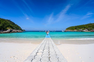 raya island, racha island