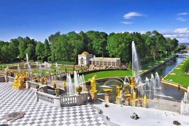 grand cascade in pertergof, saint-petersburg, russia
