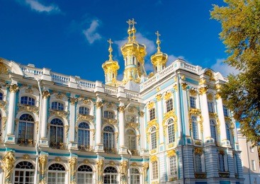 palace in tsarskoe selo in early autumn