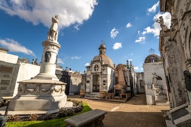 recoleta cemetery - buenos aires, argentina