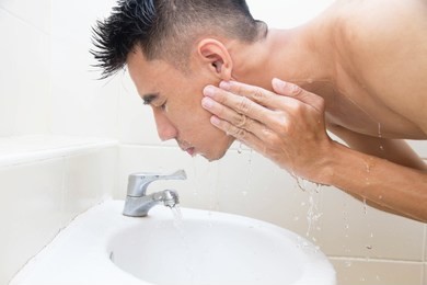 asian man face wash 