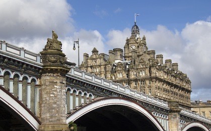 the north bridge and balmoral hotel in edinuburgh, scotland, uk