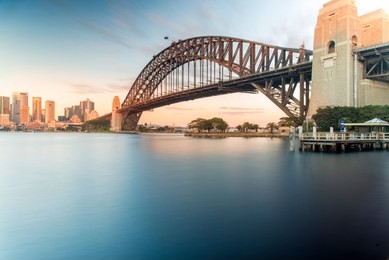 sydney harbour bridge at dawn