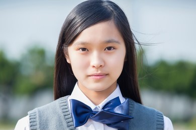 japanese schoolgirls to stand still