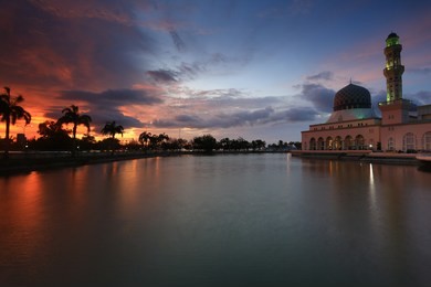 beautiful view of bandaraya kota kinabalu mosque (masjid bandaraya mbr) at likas, kota kinabalu, sabah during sunset.