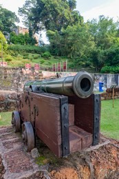 old canon at st. paul's church is a historic church building in malacca, malaysia that was originally built in 1521, making it the oldest church building in malaysia and southeast asia