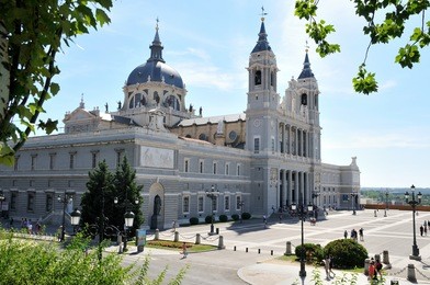 catedral de la almudena de madrid