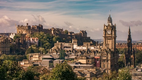 edinburgh castle city centre skyline scotland landmark 