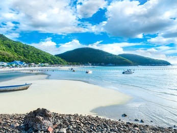 landscape view koh larn island popular tropical beach on a hot weather and fine day in pattaya city to chonburi province of thailand.