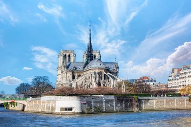 notre dame de paris - france