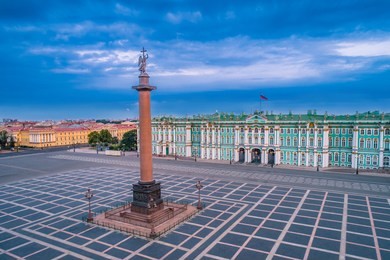 saint petersburg. palace square. view of the city of st. petersburg from a height. center of petersburg. russia. architecture of petersburg. hermitage. alexandria pillar.