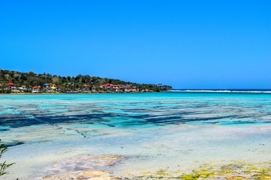 bali indonesia nusa lembongan, coastline