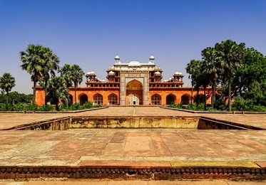 tomb of great mughal emperor, jalal-ud-din muhammad akbar, at sikandra, agra in uttar pradesh, india