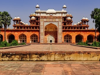 close view of the facade leading to the tomb of the great mughal emperor, akbar, at sikandra, agra in uttar pradesh, india