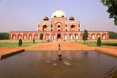 humayun's tomb of mughal emperor in indian humayun designed by persian architect mirak mirza ghiyas in new delhi, india. tomb was commissioned by humayun's wife empress bega begum in 1569-70.
