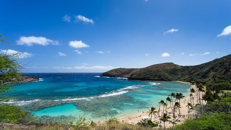 hanauma bay, snorkeling paradise in hawaii