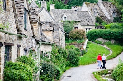 traditional cotswold cottages in england, uk. bibury is a village and civil parish in gloucestershire, england