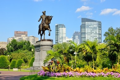 george washington statue in boston public garden