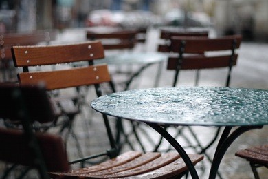 rainy cafe