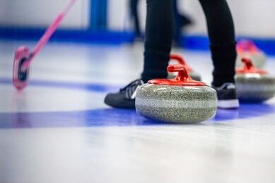 cruling game stone on the ice