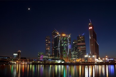 new construction in moscow at night