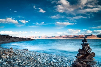 landscape of zhaxi island in namtso lake tibet