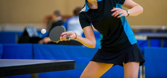 close up service on table tennis