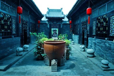 chinese traditional courtyard house