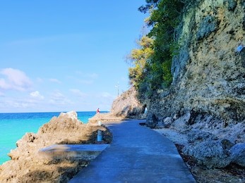 diniwid beach boracay tropical paradise