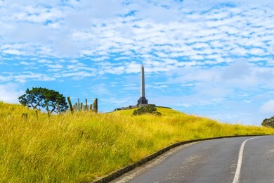 landscape view of one tree hill park auckland new zealand