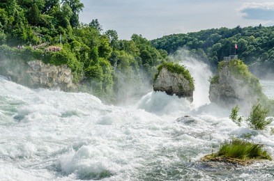rheinfall von schaffhausen.